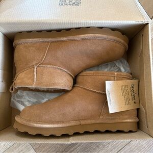 BearPaw Chestnut Suede Ankle Boots